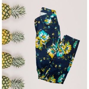 Old Navy Rockstar Size 4 Floral Skinny Jeans